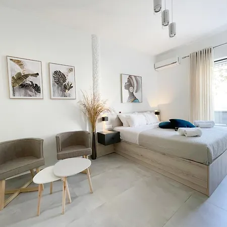Sunset Seaside & Apartment Rethymno (Crete)