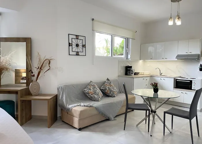 Апартаменты Sunset Loft & *